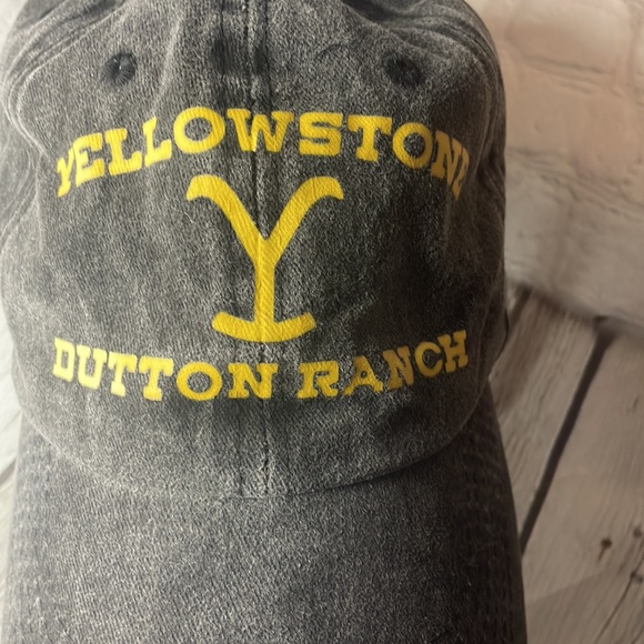 Yellowstone Dutton Ranch Hat - Picture 2 of 7